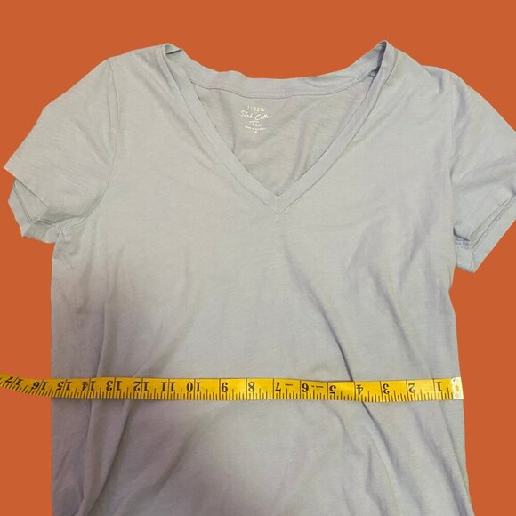 💙 J.Crew Slub Cotton V-Neck Tee in Light Blue (Size M) - Picture 4 of 6